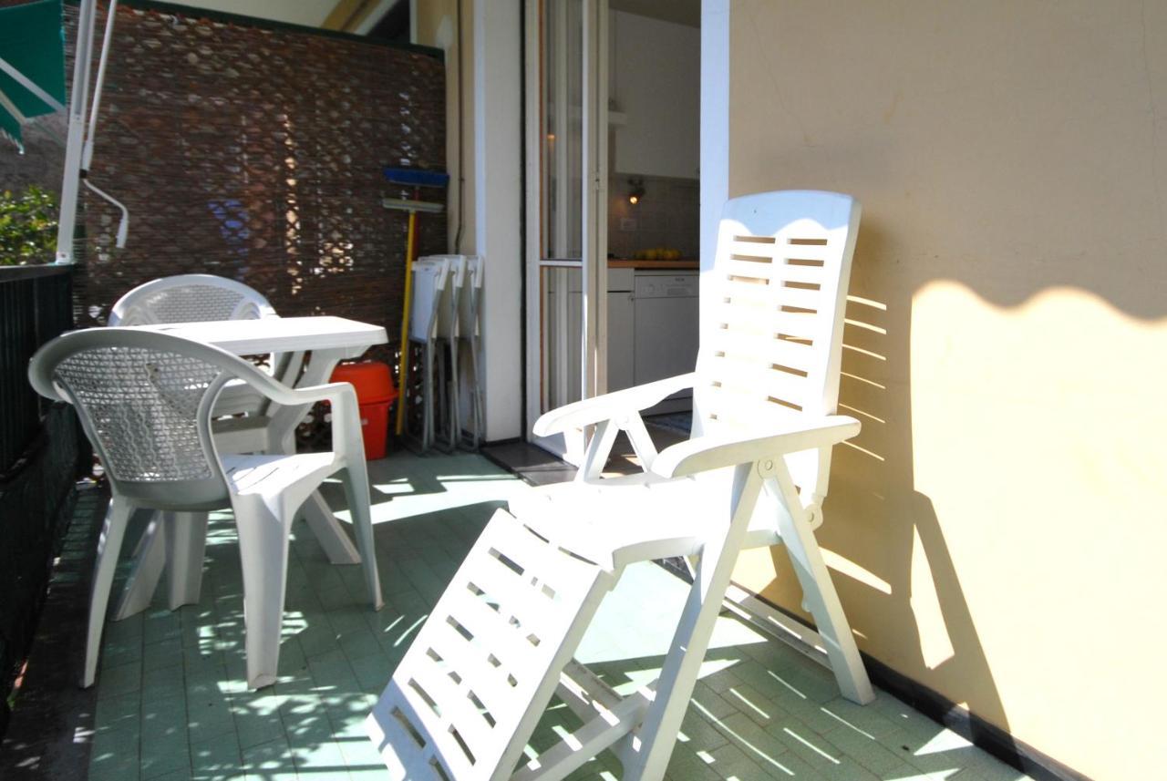Appartamenti Con Giardino E Posto Auto Per Famiglie Finale Ligure Exterior foto