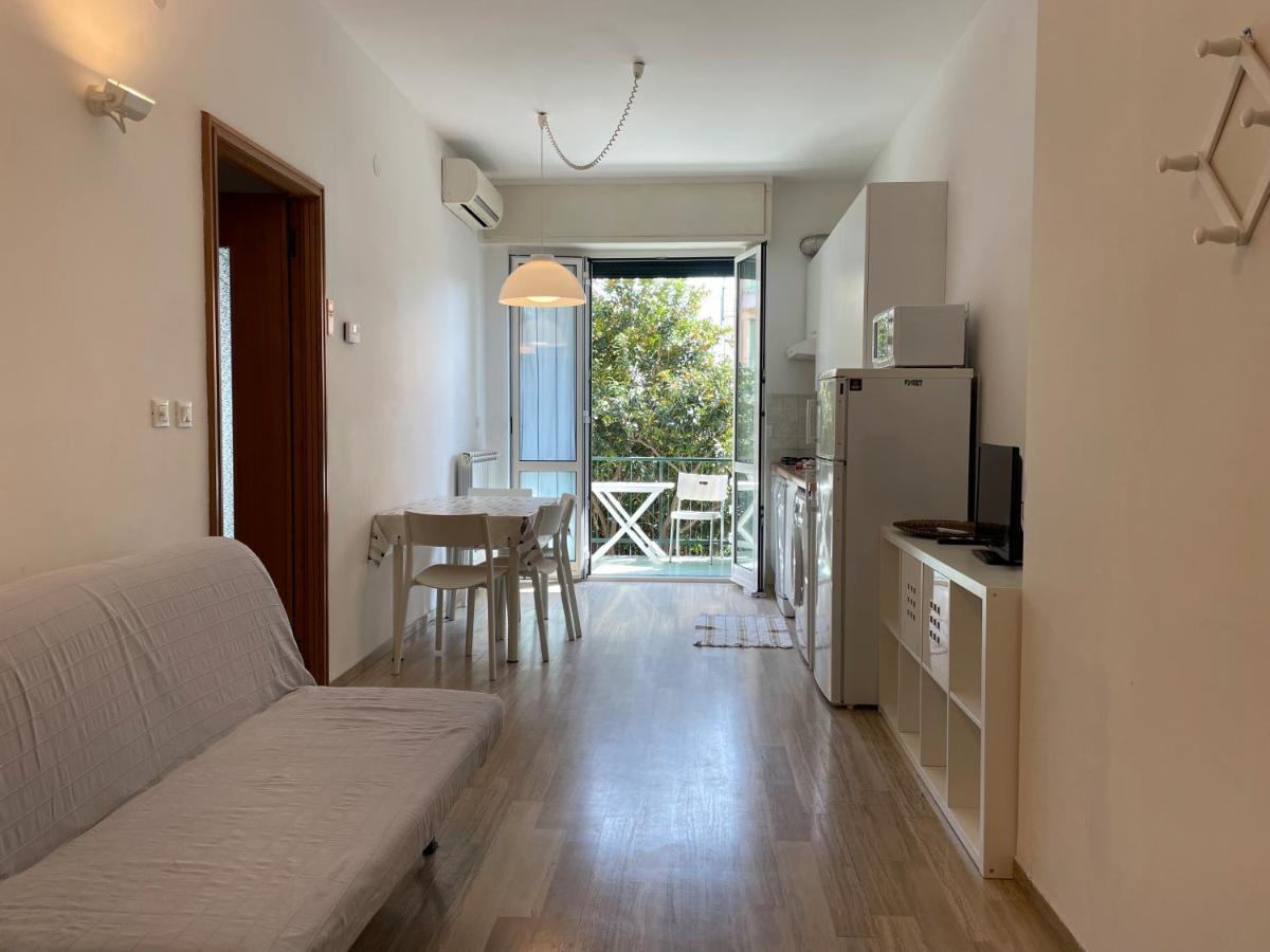 Appartamenti Con Giardino E Posto Auto Per Famiglie Finale Ligure Exterior foto